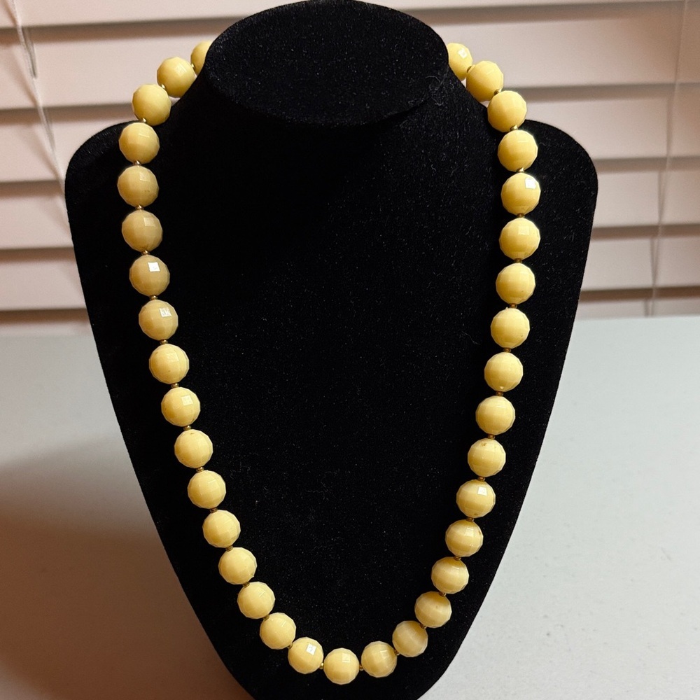 Vintage Yellow Beaded Necklace